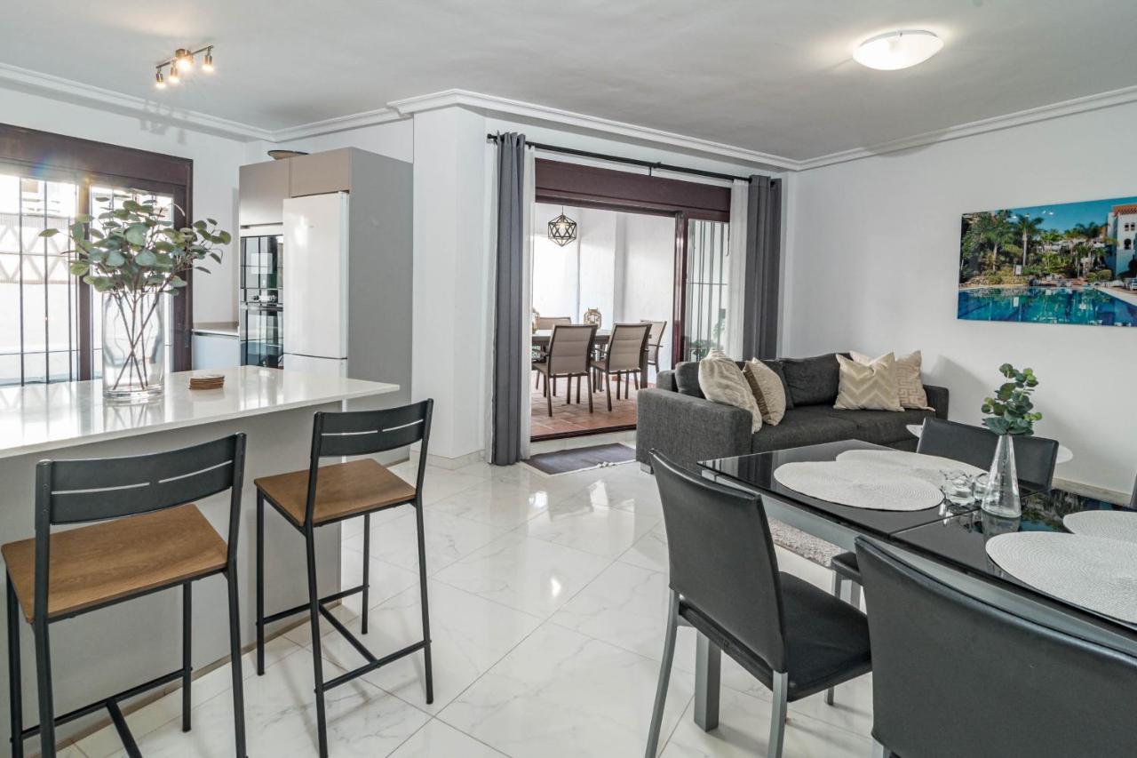 Apartment Modern 3 Bedroom In With A Heated Pool Close To Puerto Banus *