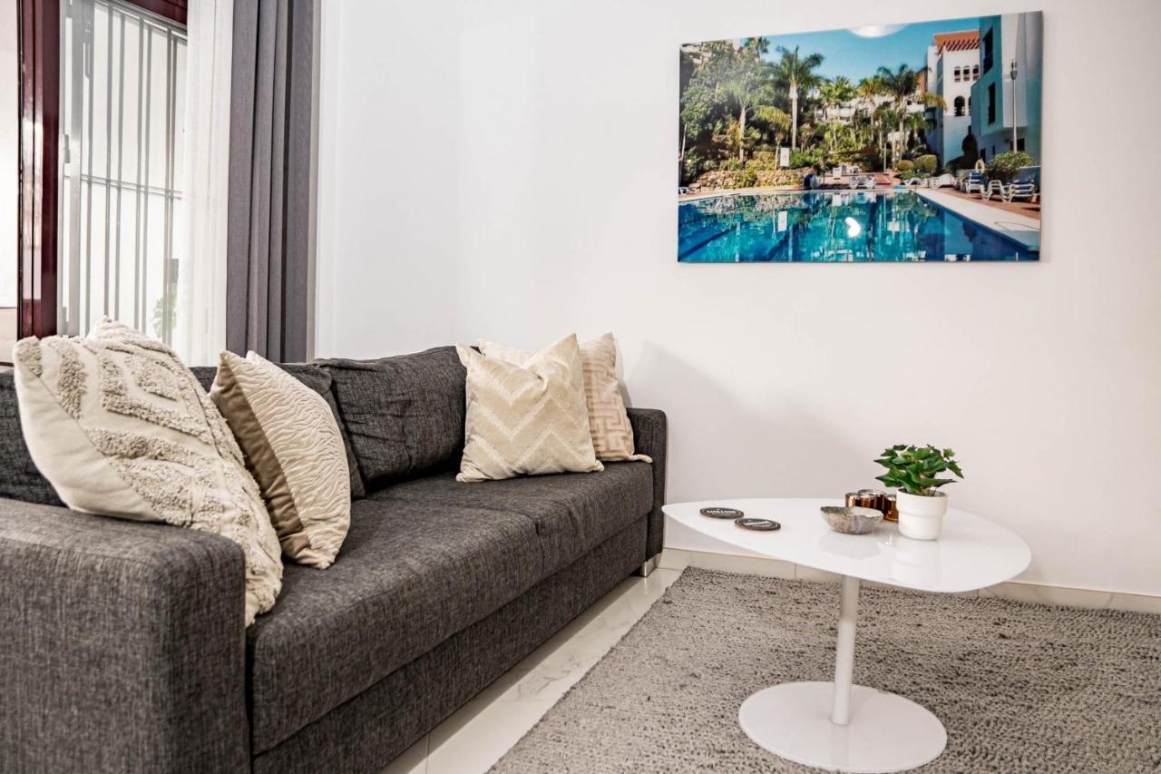 Apartment Modern 3 Bedroom In With A Heated Pool Close To Puerto Banus *